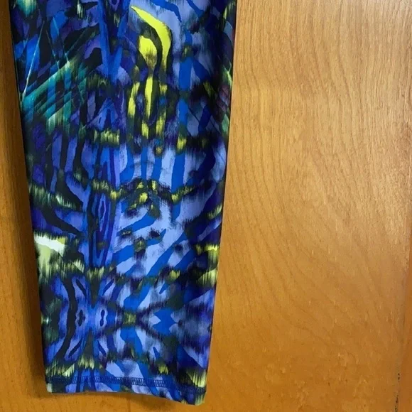 Fabletics Leggings - Picture 2 of 2